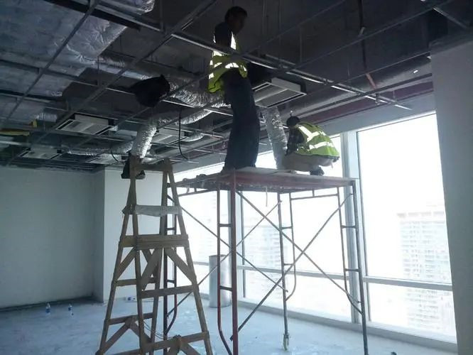 在設(shè)計師的工作中，客戶都有一定的知識水平